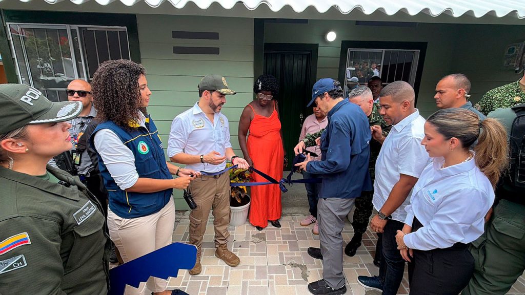 inauguración de casas
